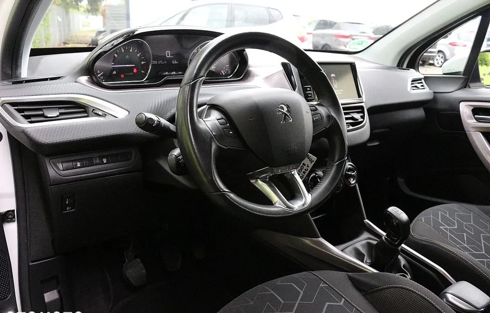 Peugeot 2008 cena 38900 przebieg: 88000, rok produkcji 2014 z Brzeziny małe 466